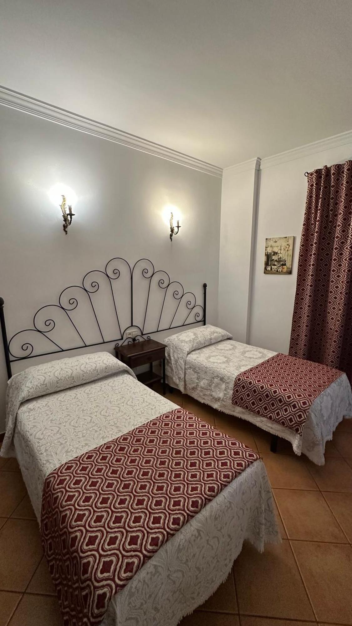 Posada Ana Ponce Sierra de Yeguas Extérieur photo